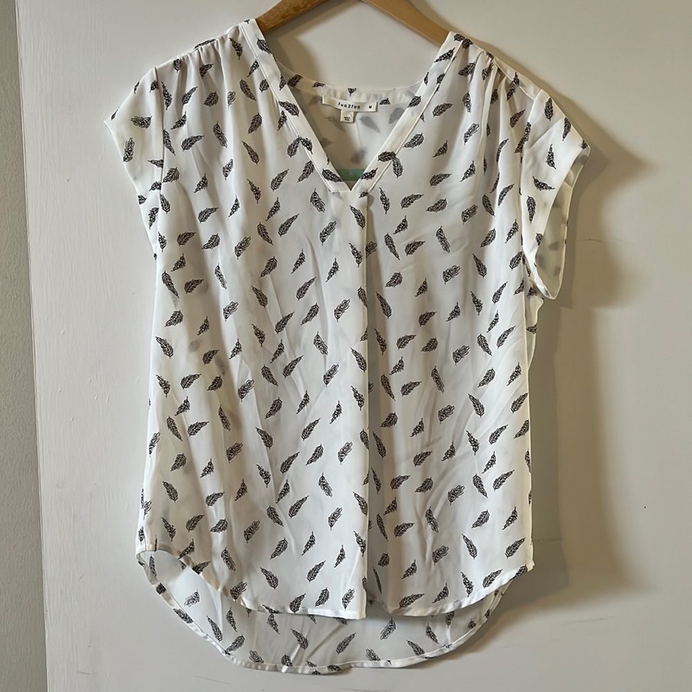 Lillian V-Neck Blouse. Off white